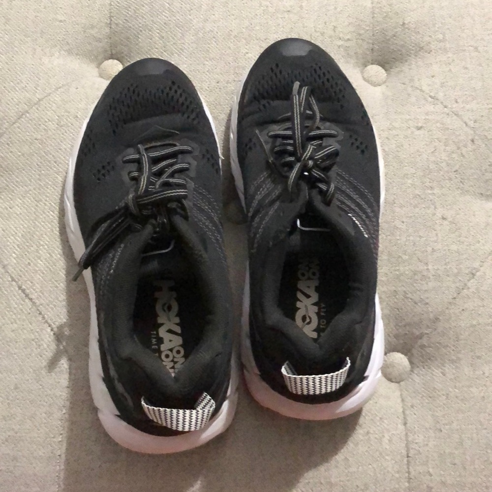 Hoka One One Clifton 6